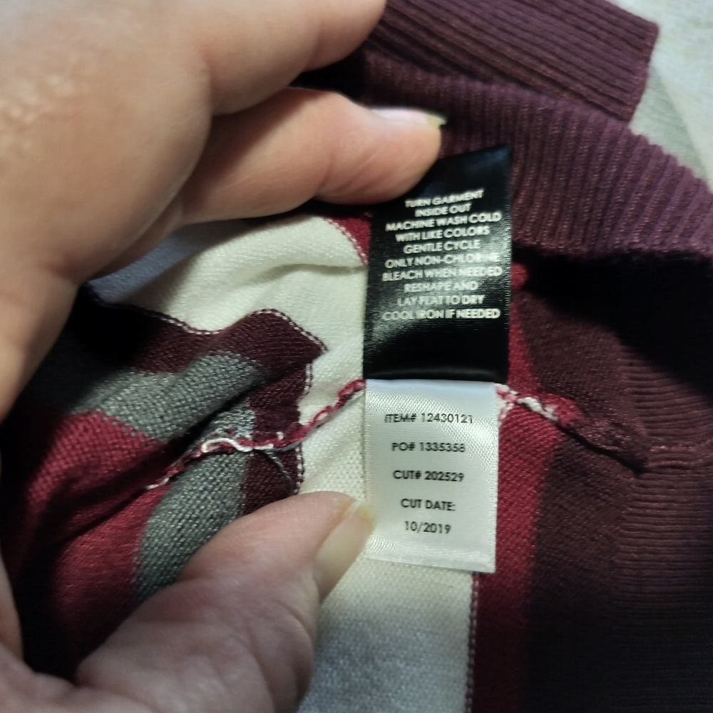 NWT Torrid Striped V-Neck Lace Up Pullover sweater Size M/L Preppy Y2K Casual - Picture 4 of 9